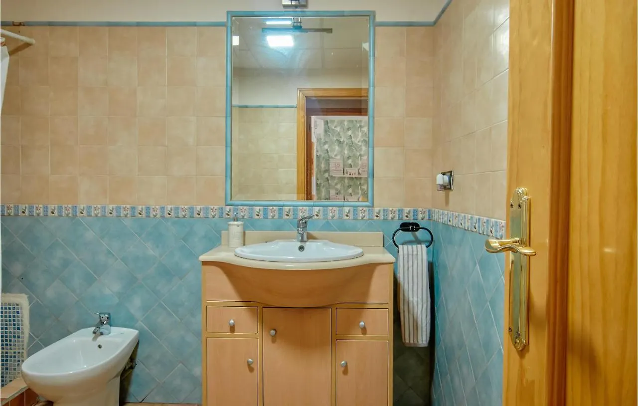 Nice Home In La Carlota With Kitchenette